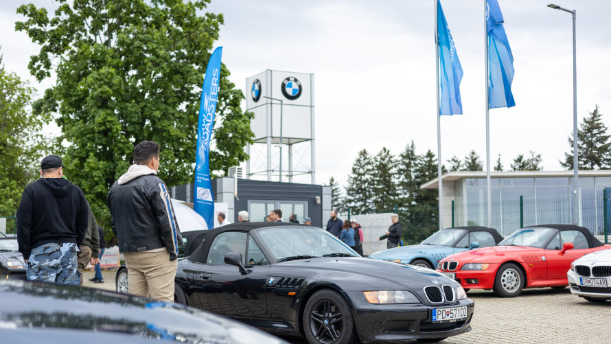 BMW Z-Roadstery odštartovali sezónu štýlovo a s vetrom vo vlasoch