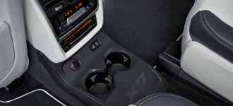 BMW odhaľuje novú definíciu automobilového luxusu.