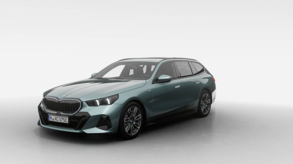 BMW 550e xDrive Touring