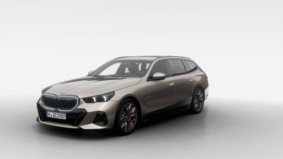 BMW 540d xDrive Touring / Dostupnosť vozidla: December 2026